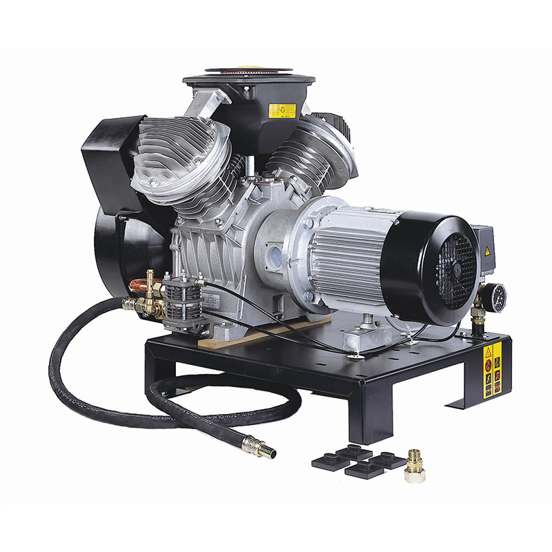 Поршневой маслосмазываемый компрессоры Atlas Copco LT 15 бар. Исполнение: без кожуха.