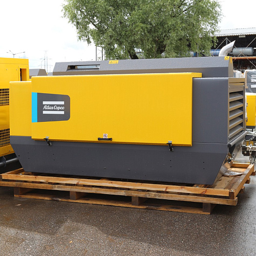 Компрессор Atlas Copco XAVS 166. Дизельный, передвижной, компрессор Atlas Copco XAVS 166 на шасси.