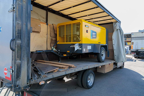 Компрессор Atlas Copco XAHS 700 PACE. Дизельный передвижной компрессор повышенной мощности на шасси Atlas Copco XAHS 700 PACE.