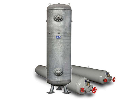 Atlas Copco 500. Вертикальный воздушный ресивер Atlas Copco 500 litres для морских судов.