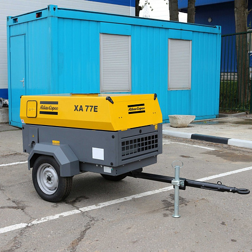 Электрический компрессор Atlas Copco XA 77E. Электрический передвижной компрессор Atlas Copco XA 77E с электродвигателем, на шасси. На компрессоры на шасси выдается ПТС или ПСМ.
