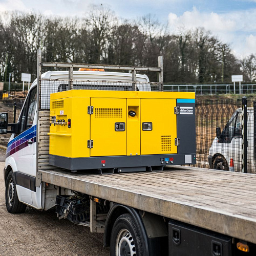 Компрессор Atlas Copco U 250 PACE. Дизельный, передвижной, компрессор Atlas Copco U 250 PACE на раме.